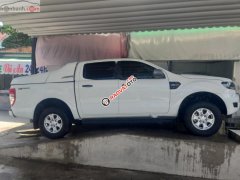 Bán ô tô Ford Ranger XLS 4X2 MT năm 2016, màu trắng, xe sử dụng vào đầu năm 2017