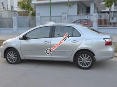Cần bán gấp Toyota Vios E 1.5MT đời 2013, màu bạc chính chủ