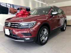 Bán xe Volkswagen Tiguan Allspace SUV 7 chỗ nhập khẩu chính hãng, đủ màu xe giao ngay, LH: 0933 365 188 Bán xe Volkswagen Tiguan Allspace SUV 7 chỗ nhập khẩu chính hãng, đủ màu xe giao ngay, LH: 0933 365 188