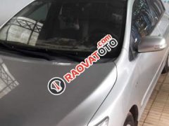 Gia đình bán Toyota Corolla Altis 1.8 G, màu bạc, số sàn