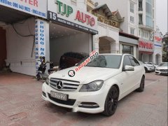 Cần bán gấp Mercedes C250 2011, màu trắng số tự động Cần bán gấp Mercedes C250 2011, màu trắng số tự động