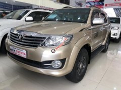 Cần bán xe Toyota Fortuner đời 2016, màu nâu vàng Cần bán xe Toyota Fortuner đời 2016, màu nâu vàng