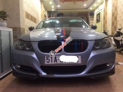 Bán BMW 325i đời 2010, màu bạc, xe nhập, chính chủ