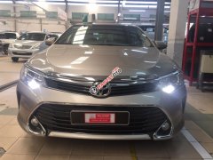 Xe Camry 2.0E sx2016, xe gia đình ít đi còn rất mới
