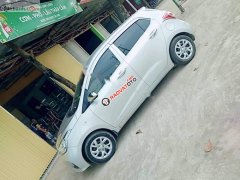 Cần bán lại xe Hyundai Grand i10 1.0 MT Base đời 2017, màu bạc còn mới