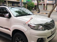 Cần bán gấp Toyota Fortuner TRD Sportivo 4x2 AT 2015, màu trắng 