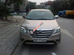 Bán Toyota Innova E đời 2013 số sàn, máy xăng, màu vàng cát Bán Toyota Innova E đời 2013 số sàn, máy xăng, màu vàng cát