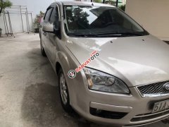 Bán xe Ford Focus 1.8AT 2005, màu bạc, số tự động  