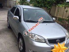 Cần bán xe Toyota Vios MT năm 2005, màu bạc, bao đâm đụng, ngập nước, máy zin 100%