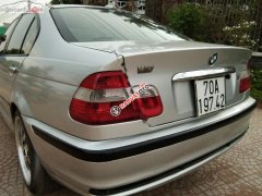 Cần bán gấp BMW 3 Series năm sản xuất 2001, màu bạc, xe nhập  