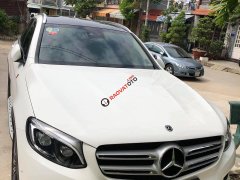 Cần bán xe Mercedes-Benz GLC250-Class năm 2018, màu trắng, nhập khẩu Cần bán xe Mercedes-Benz GLC250-Class năm 2018, màu trắng, nhập khẩu