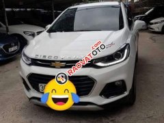 Cần bán lại xe Chevrolet Trax sản xuất 2018, màu trắng, xe đẹp