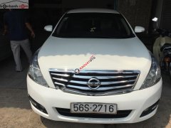 Bán Nissan Teana sản xuất 2010, màu trắng, nhập khẩu nguyên chiếc