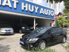 Cần bán Honda Civic 1.8AT sản xuất năm 2015, màu đen