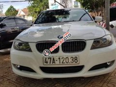 Bán BMW 325i 2011, màu trắng, nhập khẩu, 585 triệu