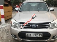 Bán xe Ford Everest MT 2014, số sàn, 02 cầu