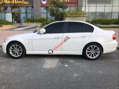 Cần bán lại xe BMW 3 Series 320i sản xuất 2011, màu trắng, nhập khẩu nguyên chiếc, 500tr