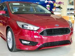 Ford Focus - đừng nghe mà hãy lái thử Ford Focus - đừng nghe mà hãy lái thử