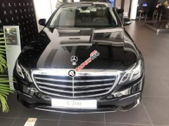Bán xe Mercedes E200 2019, màu đen Bán xe Mercedes E200 2019, màu đen