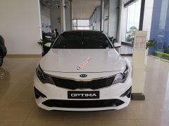 Bán ô tô Kia Optima GT line đời 2019, màu trắng Bán ô tô Kia Optima GT line đời 2019, màu trắng