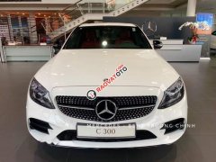 Bán C300 AMG, Sedan hạng C sang trọng - mạnh mẽ và thể thao, là anh cả trong dòng C-Class Bán C300 AMG, Sedan hạng C sang trọng - mạnh mẽ và thể thao, là anh cả trong dòng C-Class