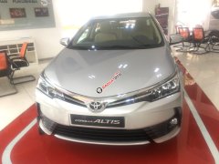 Bán xe Toyota Corolla altis 1.8 CVT 2019, màu bạc- tặng 50% thuế trước bạ
