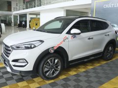 Cần bán xe Hyundai Tucson 2.0AT 2WD sản xuất 2018, màu trắng