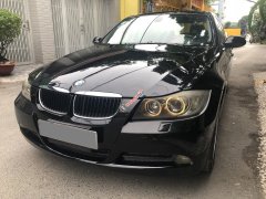 Bán BMW 320i 2008 tự động, màu đen sang trọng cực kỳ