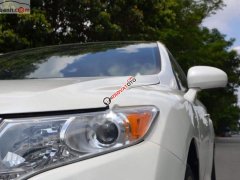 Cần bán xe Toyota Venza 2.7L đời 2009, màu trắng, nhập khẩu, 1 đời chủ