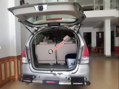 Bán ô tô Toyota Innova đời 2009, màu bạc Bán ô tô Toyota Innova đời 2009, màu bạc