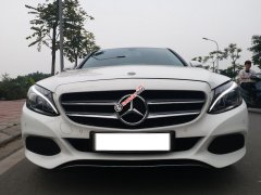 Mercesdes Benz C200 màu trắng/kem, sản xuất 2018, biển Hà Nội Mercesdes Benz C200 màu trắng/kem, sản xuất 2018, biển Hà Nội