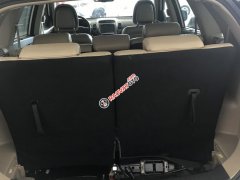 Bán Kia Sorento DATH 2017, màu trắng, xe gia đình