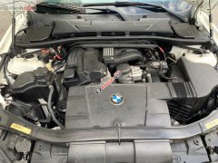 Cần bán lại xe BMW 3 Series 320i sản xuất năm 2009, màu trắng, đăng ký 2010, biển số thành phố