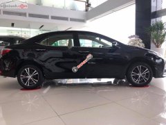 Cần bán Toyota Corolla altis 1.8G AT đời 2019, màu đen 