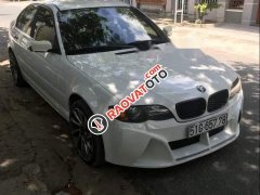 Cần bán gấp BMW 3 Series 318i năm sản xuất 2004, màu trắng, giấy tờ chính chủ