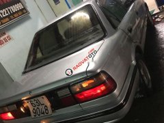 Cần bán Toyota Corolla đời 1988, màu bạc, nhập khẩu