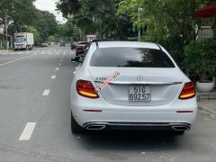 Bán xe E200 sản xuất 2018 chính chủ Bán xe E200 sản xuất 2018 chính chủ