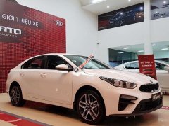 Bán Kia Cerato Standard đời 2019, màu trắng, 589tr Bán Kia Cerato Standard đời 2019, màu trắng, 589tr