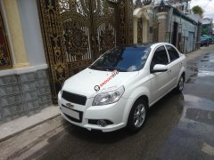 Bán Chevrolet Aveo 2017 số sàn, trắng thể thao rất mới Bán Chevrolet Aveo 2017 số sàn, trắng thể thao rất mới