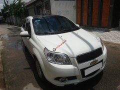 Bán Chevrolet Aveo 2017 số sàn, trắng thể thao rất mới Bán Chevrolet Aveo 2017 số sàn, trắng thể thao rất mới