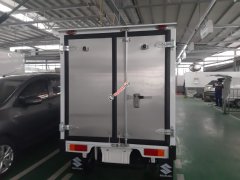 Bán xe tải Suzuki 500kg, thùng kín siêu rẻ