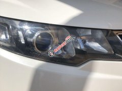 Chính chủ bán xe Kia Forte 1.6 đời 2011, màu trắng, bản đủ