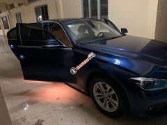 Bán BMW 3 Series 320i sản xuất 2017, xe nhập 