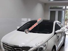 Gia đình bán Hyundai Sonata Y20 năm 2011, màu trắng, xe nhập