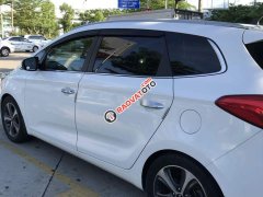 Chính chủ bán xe Kia Rondo GATH đời 2016, màu trắng, bản full option