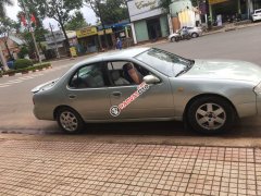 Cần bán xe Nissan Teana năm sản xuất 2002, nhập khẩu nguyên chiếc