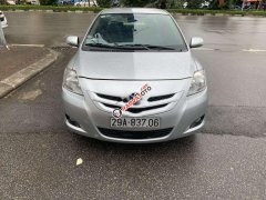 Cần bán Toyota Vios AT sản xuất 2009, màu bạc giá cạnh tranh