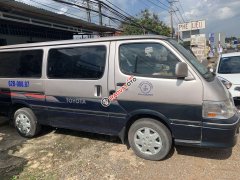 Cần bán Toyota Hiace đời 2001, nhập khẩu nguyên chiếc, giá tốt Cần bán Toyota Hiace đời 2001, nhập khẩu nguyên chiếc, giá tốt