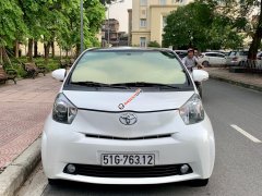 Bán Toyota IQ năm 2009, màu trắng, xe nhập