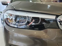 Bán BMW 5 Series 520i sản xuất năm 2019, màu xám, nhập khẩu nguyên chiếc Bán BMW 5 Series 520i sản xuất năm 2019, màu xám, nhập khẩu nguyên chiếc